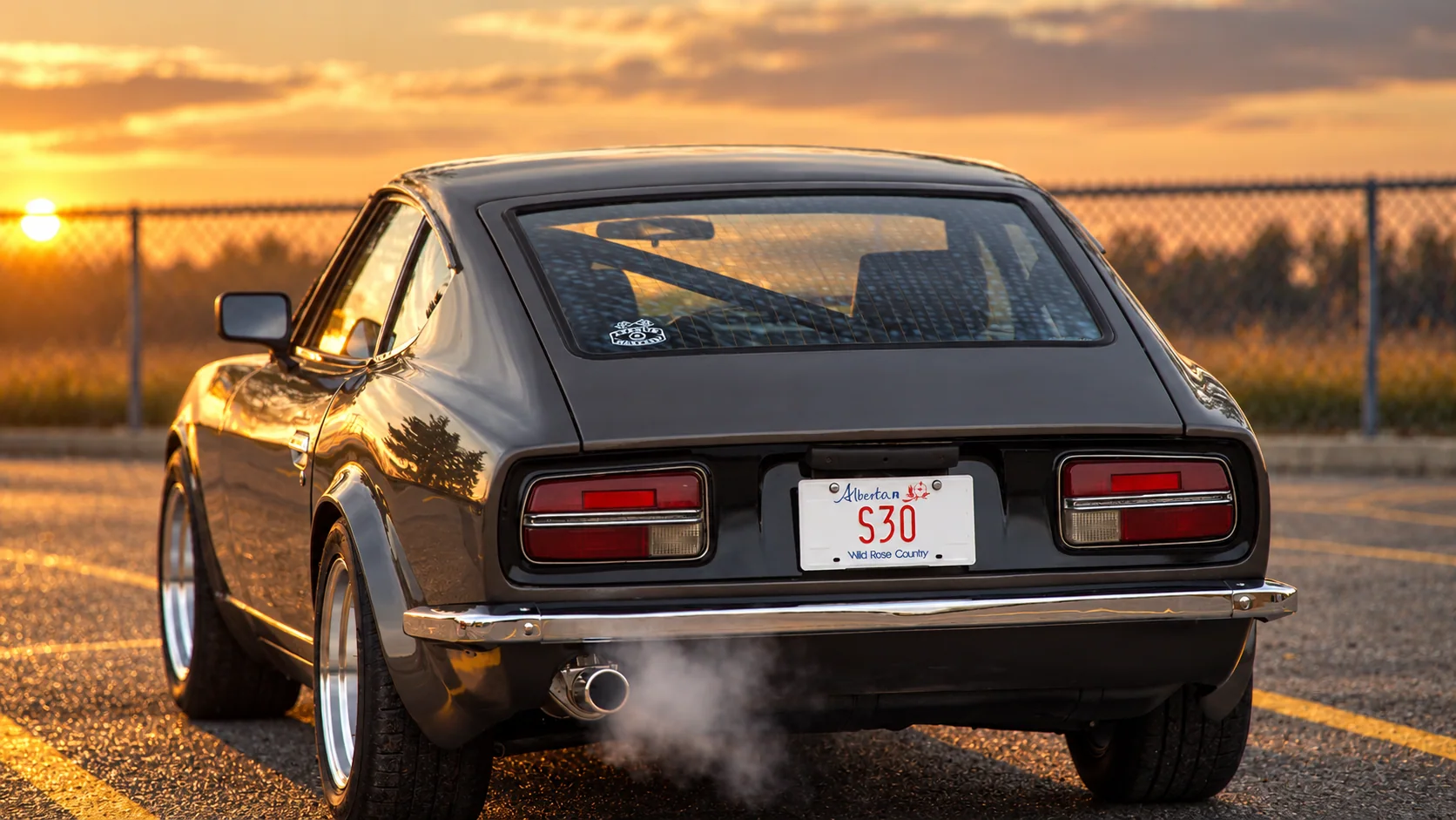 Datsun S30 at a Dalhousie car meet in Calgary — photograph by QDowne